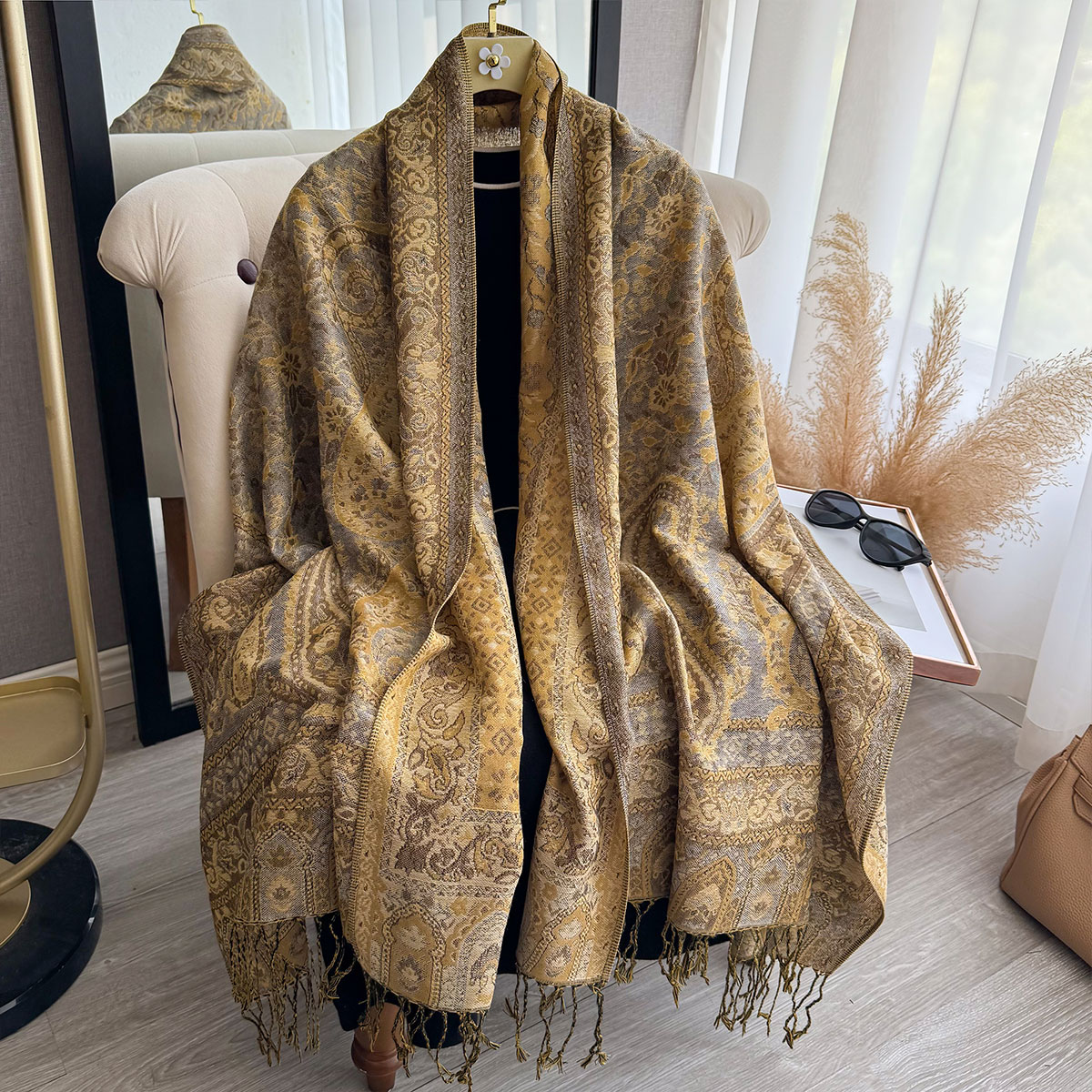 Ethnic Fashion Design - 2025 شرابة بطانية تصميم العرقية نمط