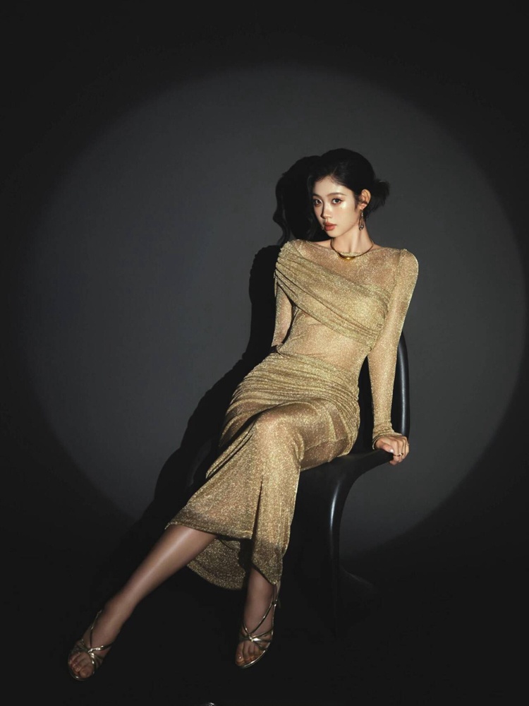 تصوير شخصي فني بأسلوب مجلات ال - مراجعة Ethnic Fashion Magazine وسعره